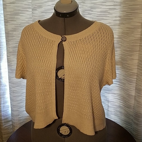 Avenue Sweaters - Avenue short shrug (A4)
